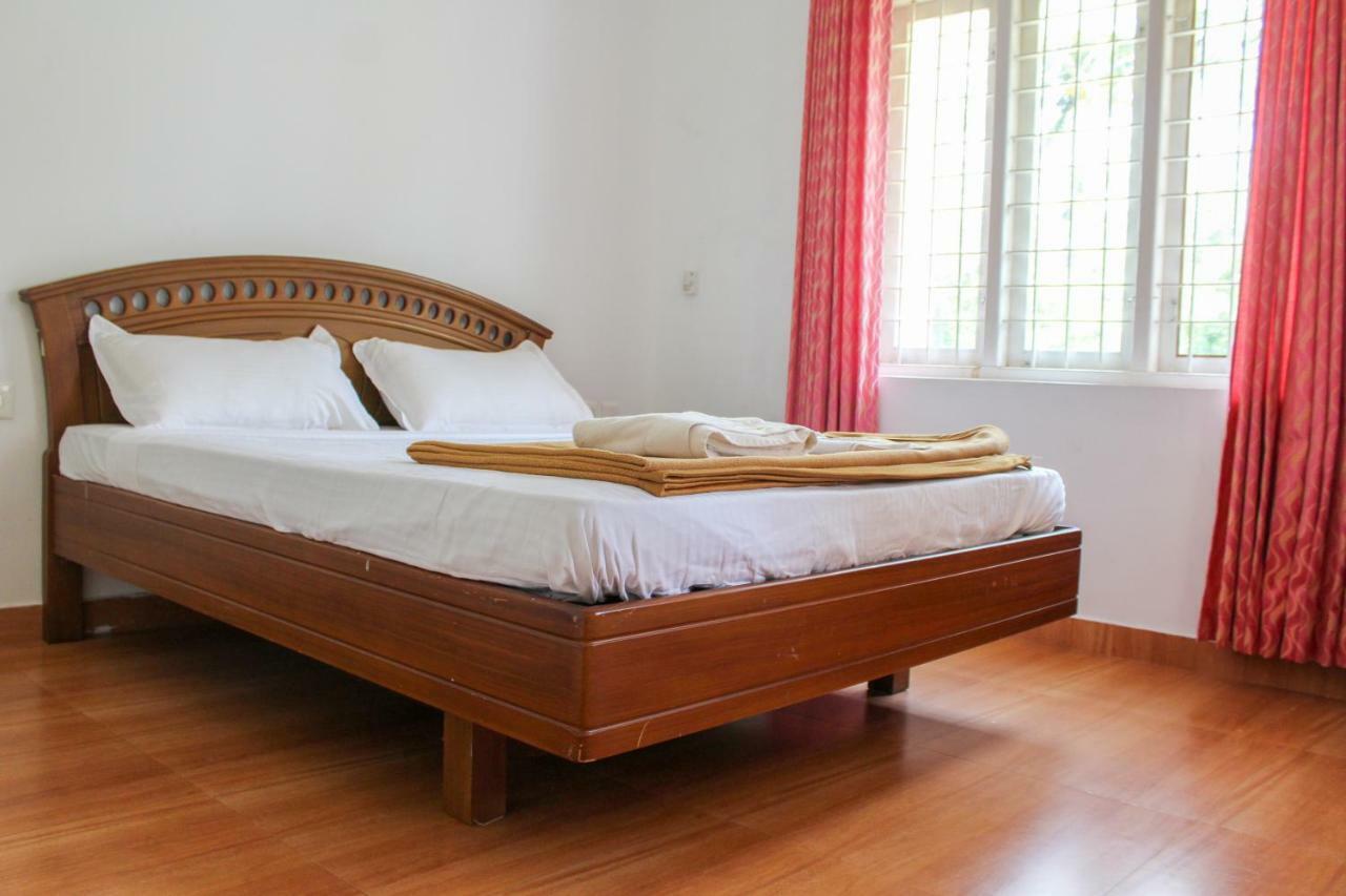 Magic Land Resorts Athirapally Irinjalakuda Luaran gambar